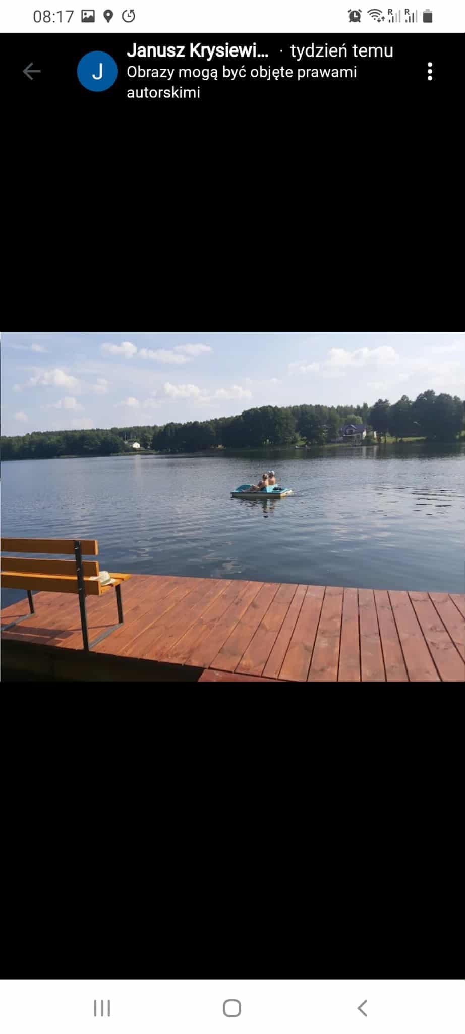 Widok na linię brzegową z pomostu